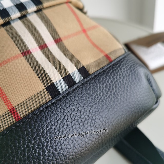 Burberry專門店新款格紋雙肩包 巴寶莉原版經典格子男士後背包 yxb1499